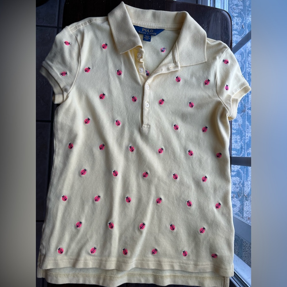 Polo Ralph Lauren: girl polo shirt. Barely used.